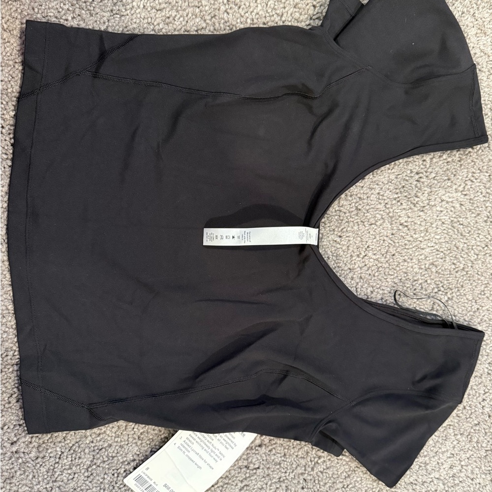 Lululemon Bran new with tags Black Short Sleeve Scoop Neck Performance Tee - Picture 3 of 4